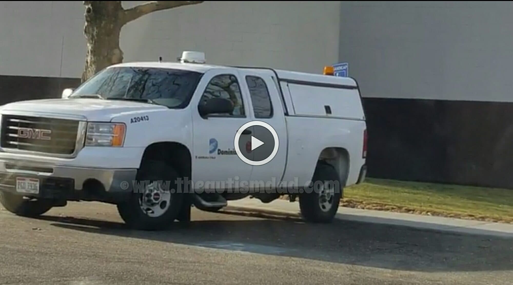 @DomEastOhio: Why is it okay for Dominion East Ohio Gas to double park in the handicap spot? (video)